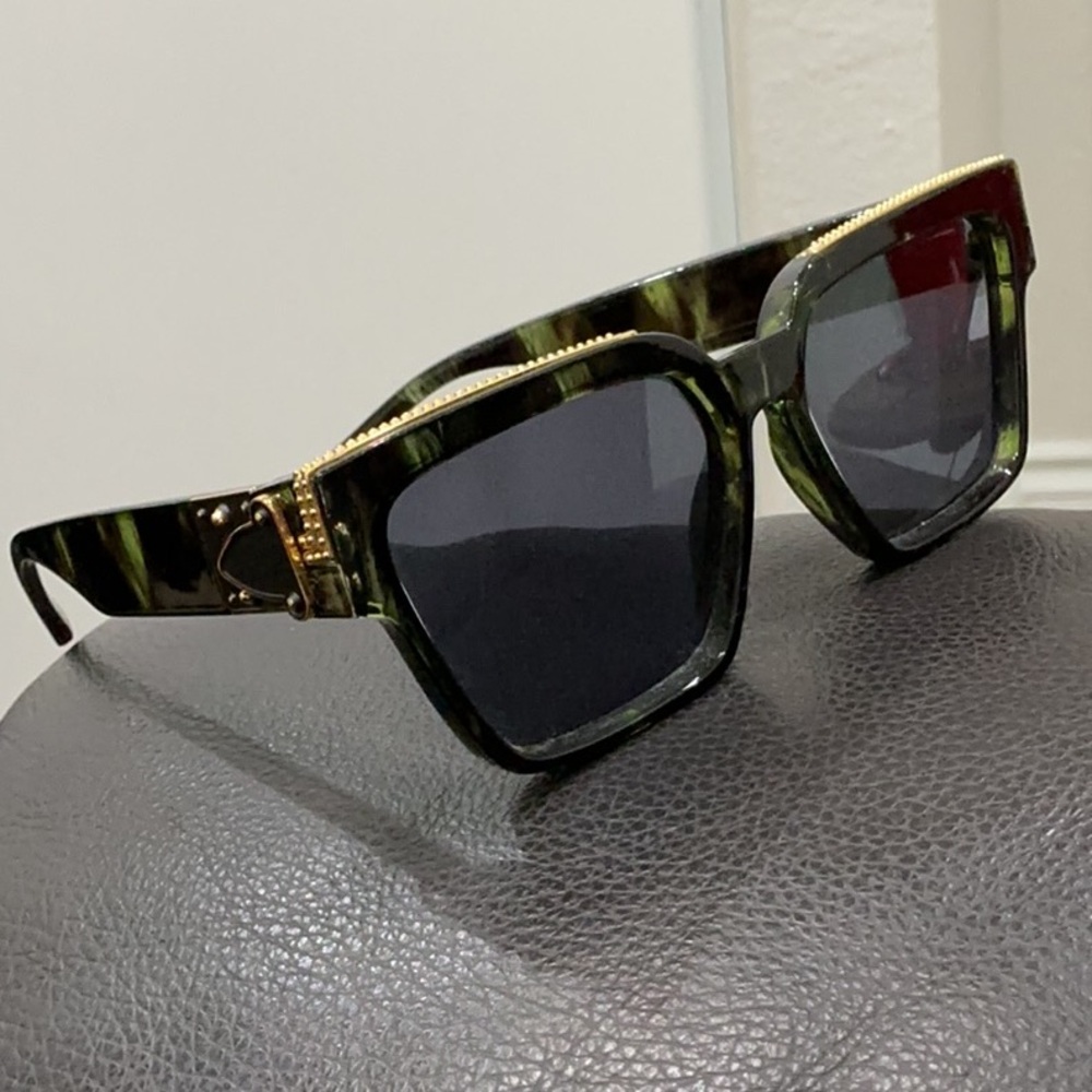 Fashion Green/Gold Square Sunglasses